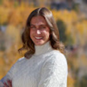 Meet your Posher, Stefanie